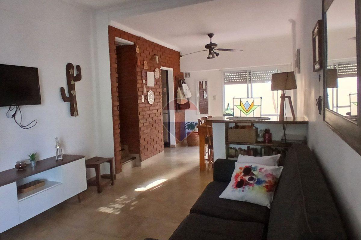 Foto de Venta PH 3 amb. con Garage, Patio y Parrilla Wilde, imagen 4