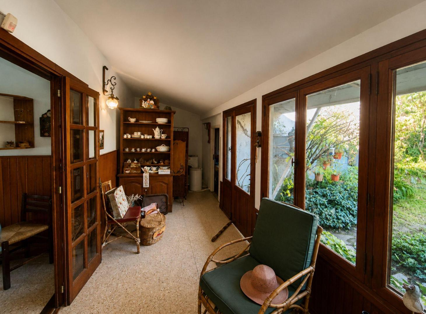Foto de VENTA CASA 3 AMBIENTES EN BERNAL – APTO CRÉDITO, imagen 2