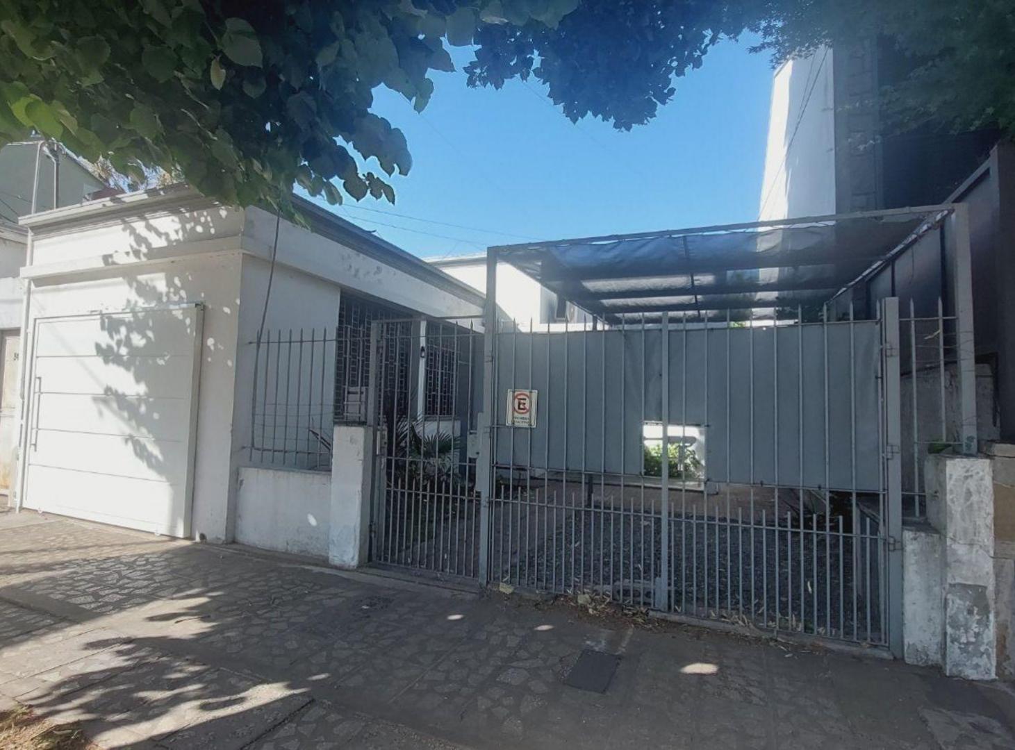 Foto de PH en Venta tres ambientes Quilmes garage patio, imagen 2
