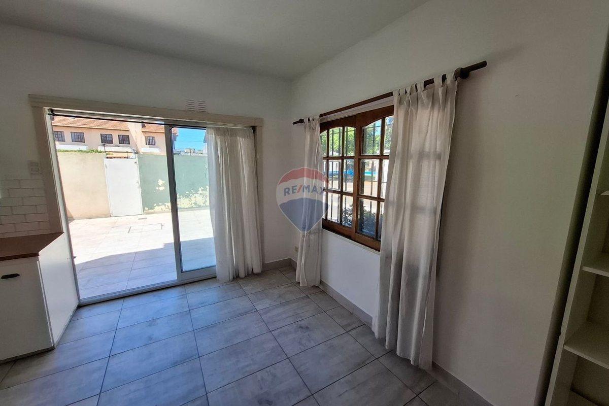Foto de VENTA DUPLEX 3 AMB COMPLEJO CERRADO CON COCHERA, imagen 3