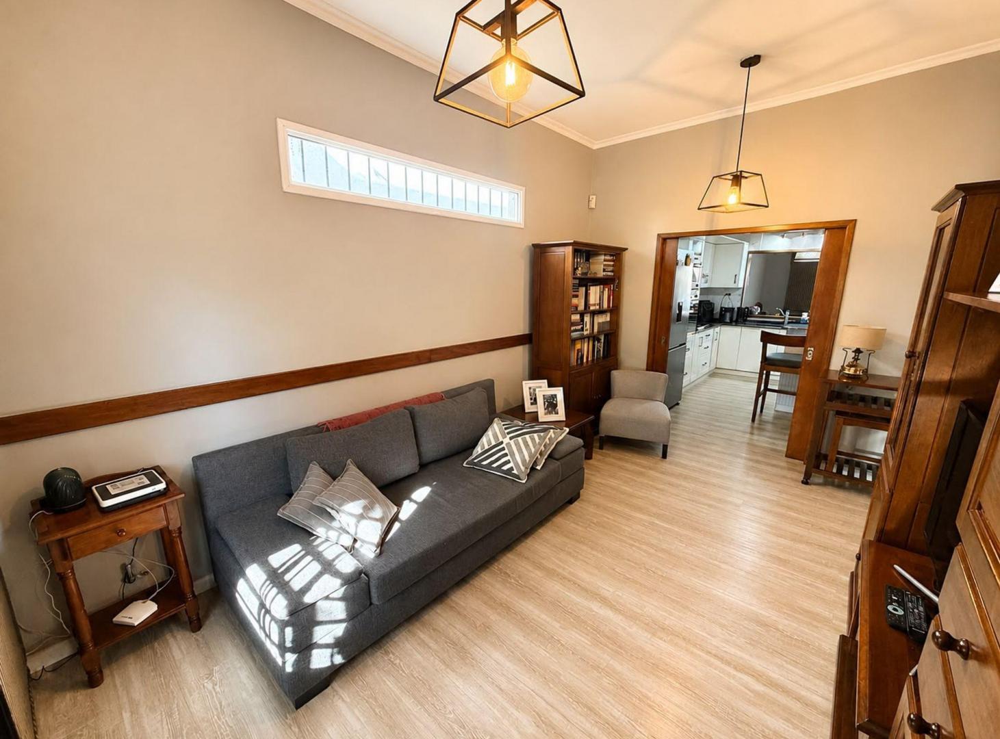 Foto de VENTA CASA 3 AMB CON COCHERA Y PISCINA, QUILMES, imagen 1