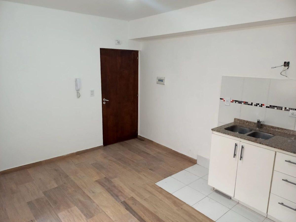 Foto de VENTA DEPARTAMENTO WILDE, imagen 1