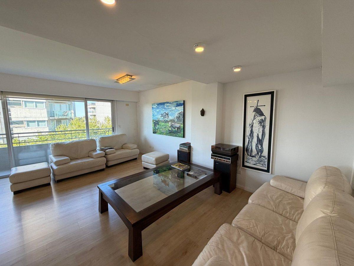 Foto de VENTA DEPTARTAMENTO 5 AMB CON COCHERAS, QUILMES, imagen 1
