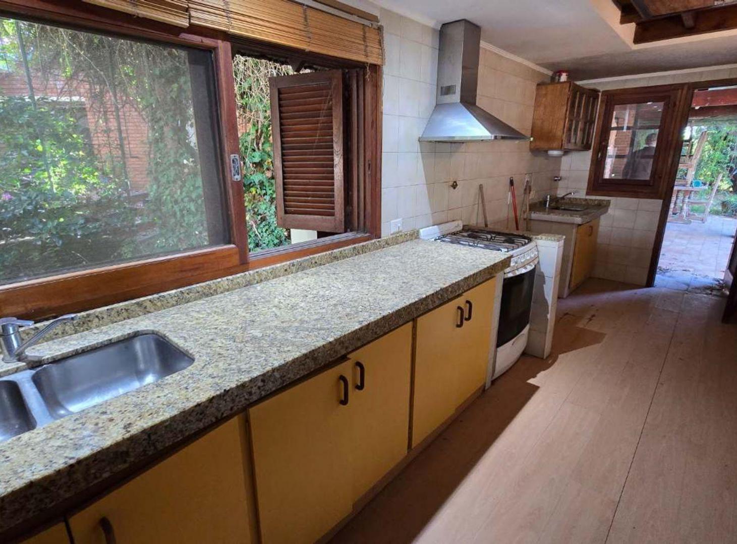Foto de VENTA CASA 4 AMB BARRIO EL CARMEN HUDSON, imagen 4