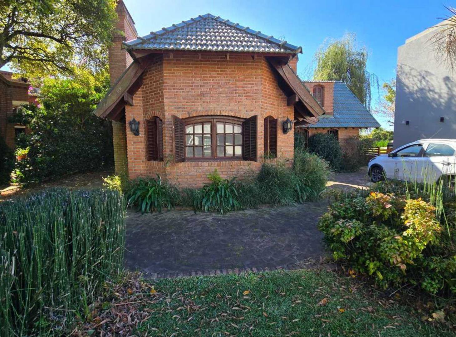 Foto de VENTA CASA 4 AMB BARRIO EL CARMEN HUDSON, imagen 1