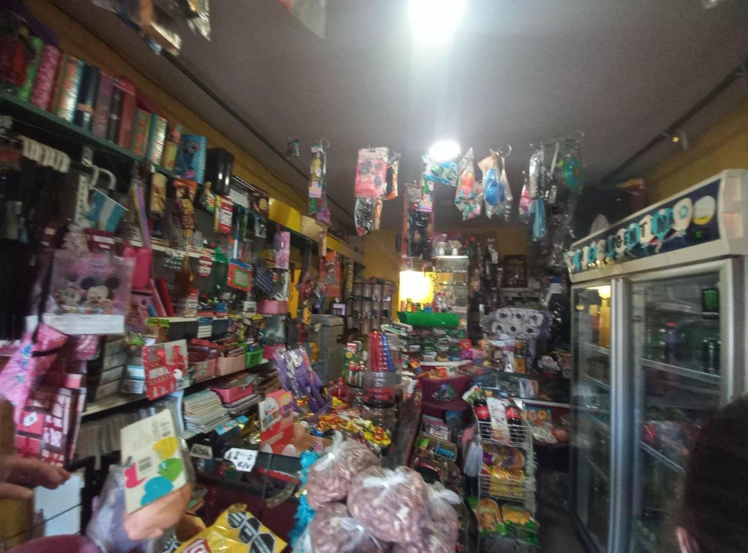 Foto de LOCAL EN VENTA EN BERAZATEGUI SOBRE CALLE 148, imagen 5