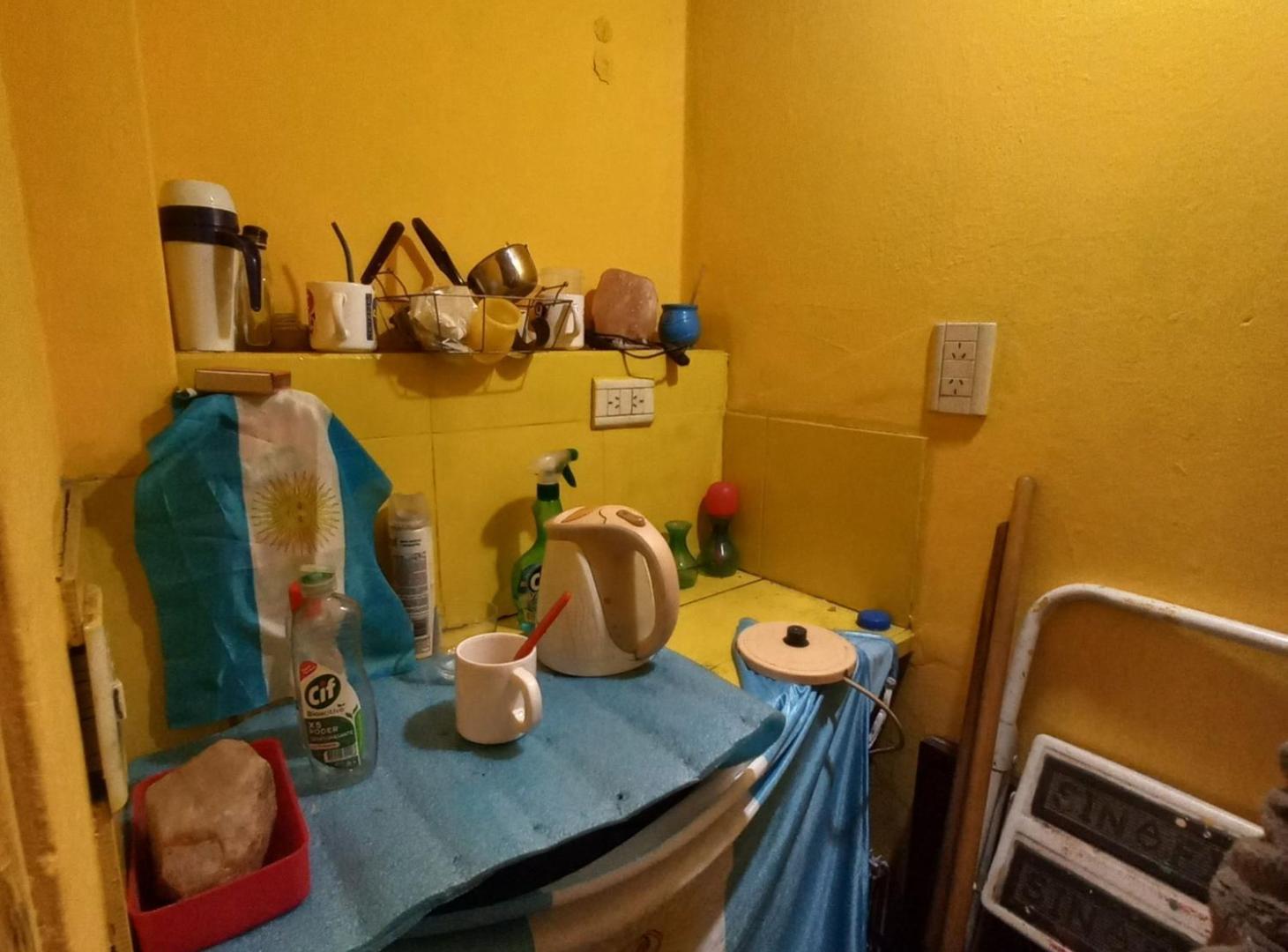 Foto de LOCAL EN VENTA EN BERAZATEGUI SOBRE CALLE 148, imagen 4