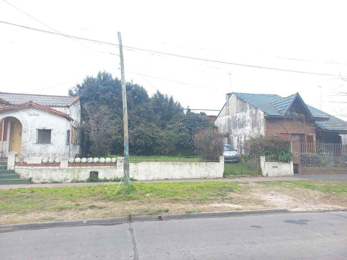 Foto de VENTA LOTE SOBRE LA GUARDA A METROS DE AV MITRE, imagen 2