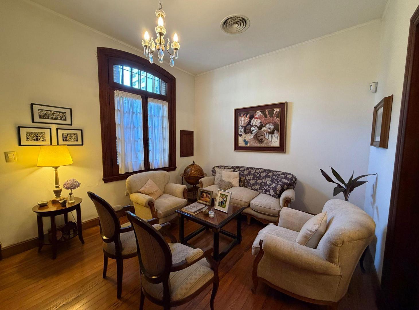 Foto de Venta Casa 4 amb con cochera en Bernal Centro., imagen 1