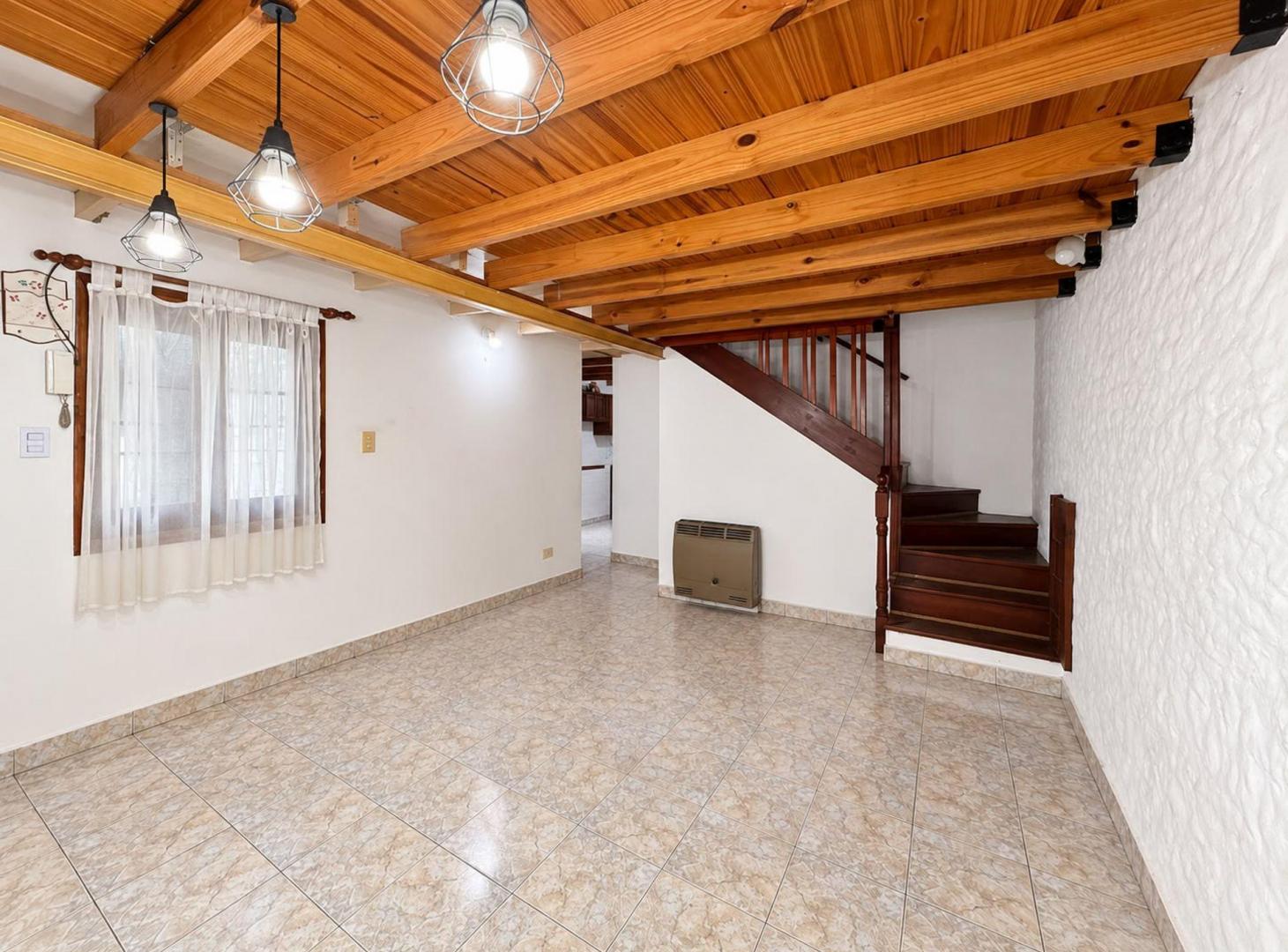 Foto de VENTA DUPLEX 3 AMBIENTES EN BERNAL, imagen 5