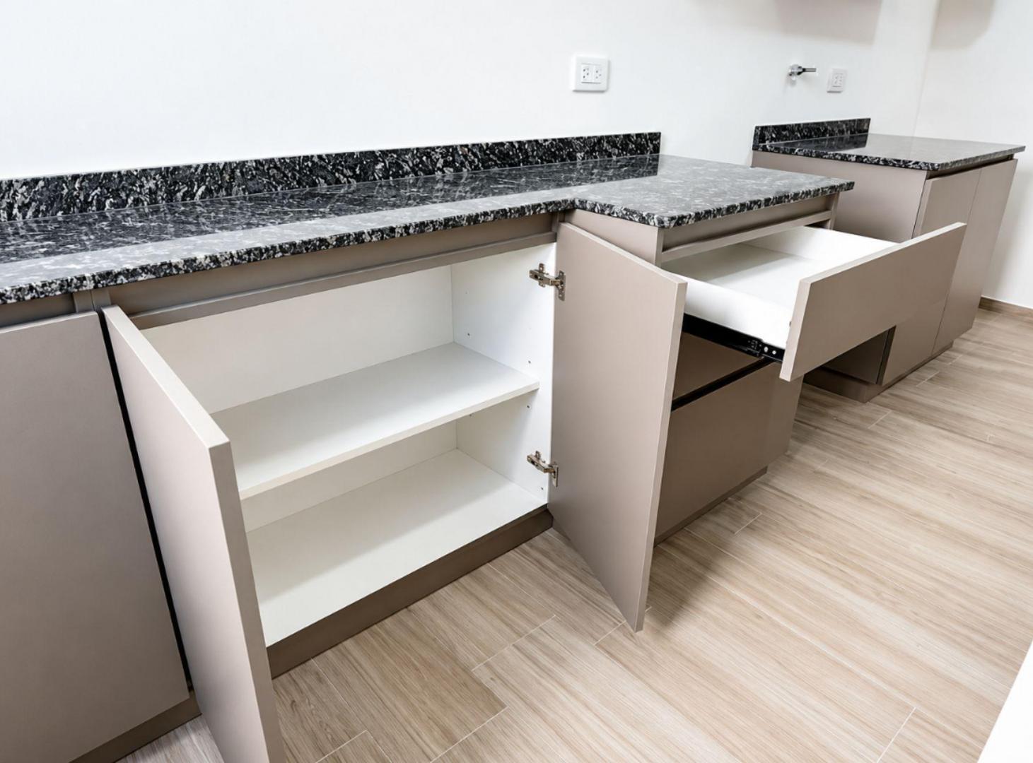 Foto de VENTA DUPLEX 4 AMB. A ESTRENAR COCHERA-BERAZATEGUI, imagen 1