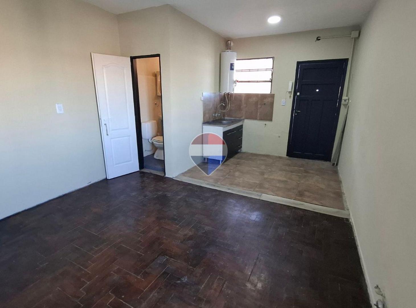 Foto de VENTA DEPTO 2 AMB EN EZPELETA, imagen 4