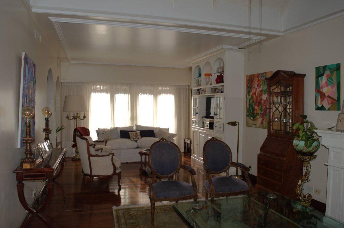 Foto de CASA 7 AMBIENTES, COCHERA Y PILETA EN QUILMES, imagen 2