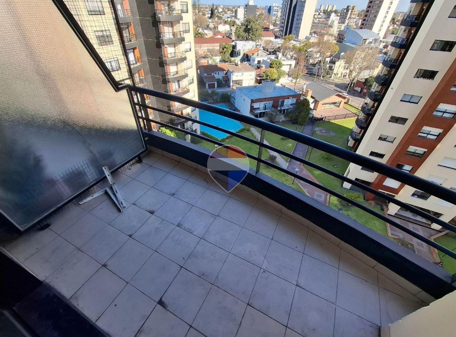 Foto de ALQUILER DEPTO 3 AMB CON COCHERA QUILMES, imagen 3