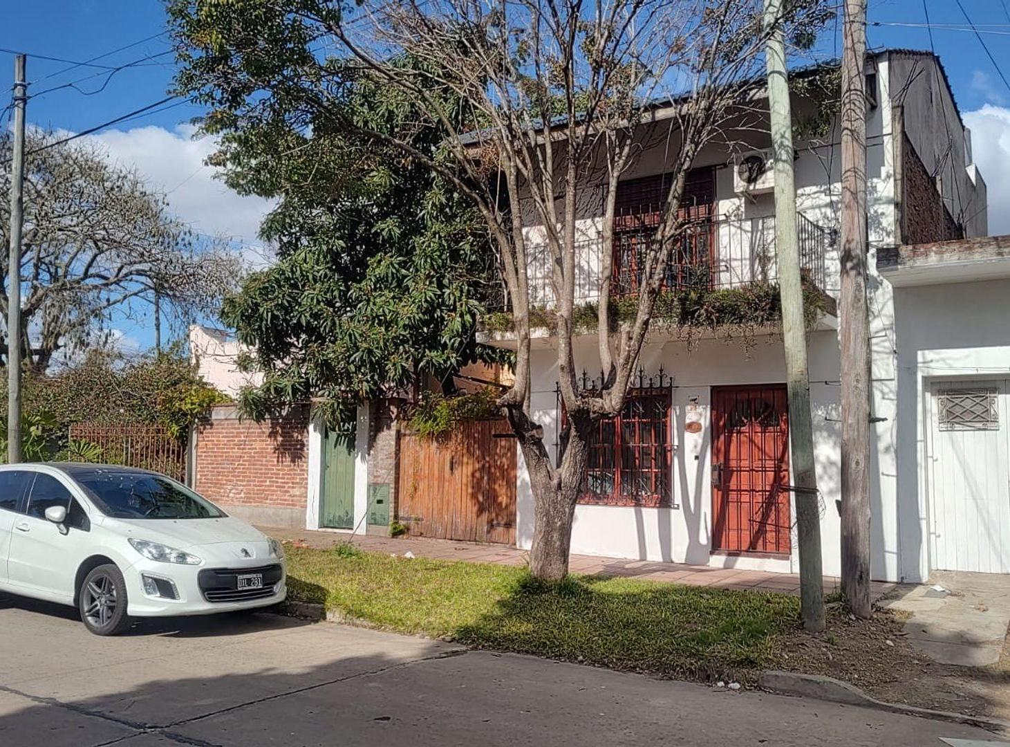 Foto de VENTA 2 CASAS 4 Y 3 AMB. QUILMES, imagen 4