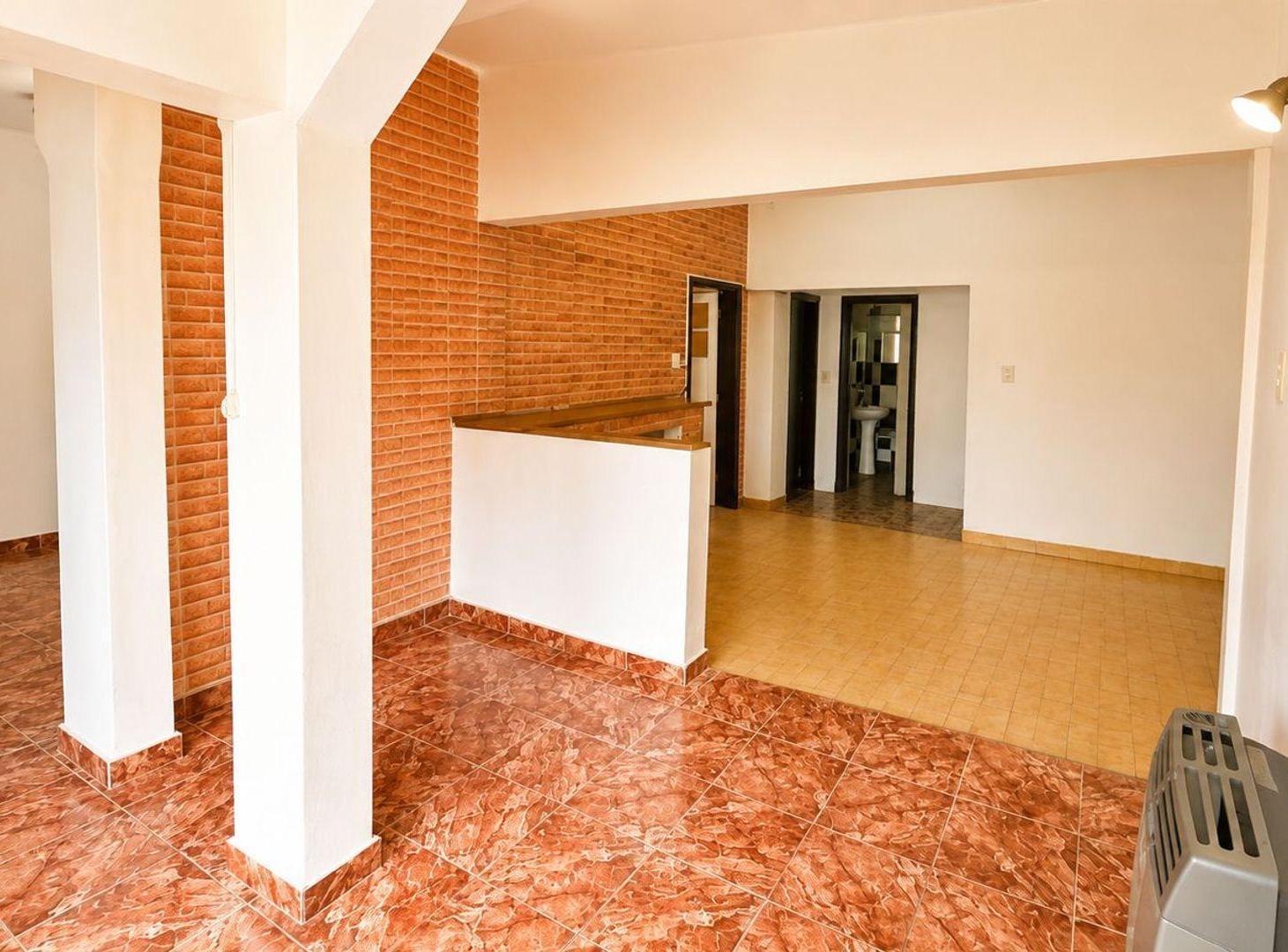 Foto de VENTA CASA TIPO PH 3 AMBIENTES, BERNAL., imagen 4