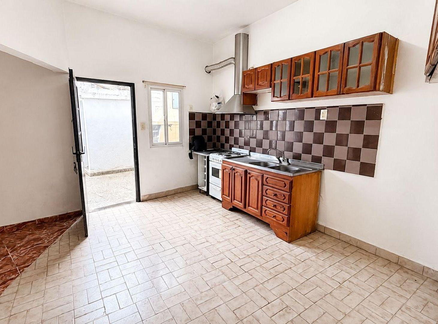 Foto de VENTA CASA TIPO PH 3 AMBIENTES, BERNAL., imagen 2