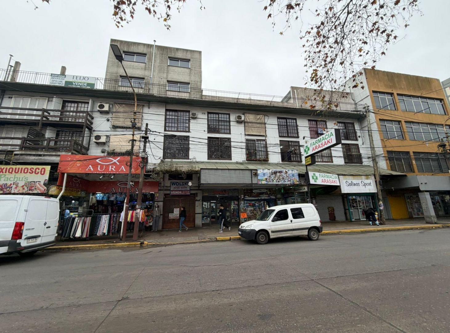 Foto de VENTA OFICINA CON COCHERA EN VARELA CENTRO, imagen 3