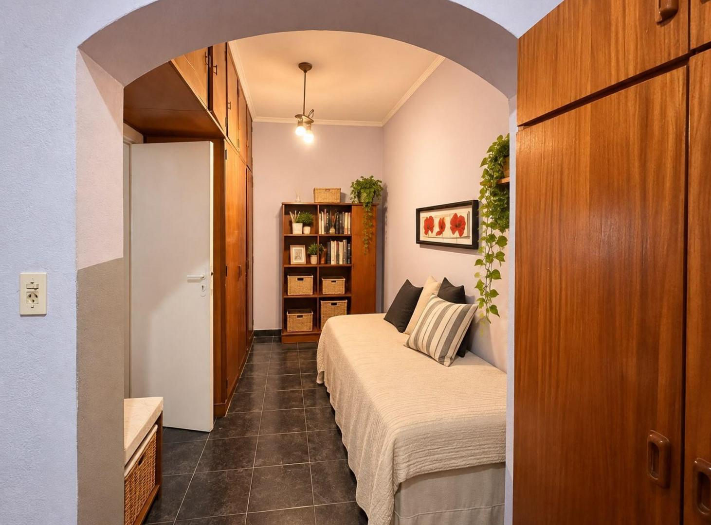 Foto de VENTA CASA 4 AMB BERNAL OESTE, imagen 3