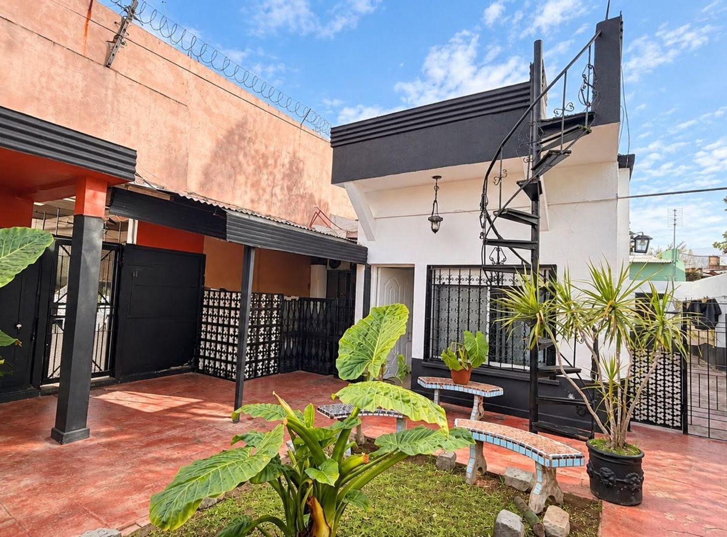 Foto de VENTA CASA 4 AMB BERNAL OESTE, imagen 2