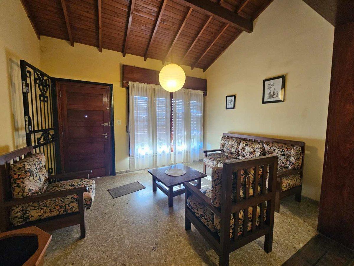 Foto de Venta casa 3 amb.con Cochera.Quilmes O., imagen 1