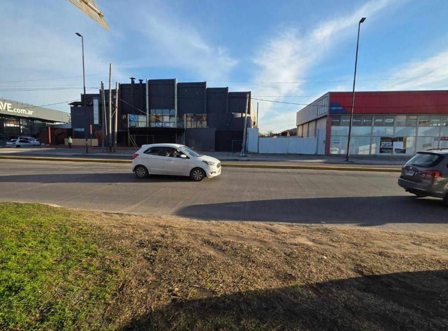 Foto de VENTA TERRENO MANZANA COMPLETA QUILMES 7.074m2, imagen 2
