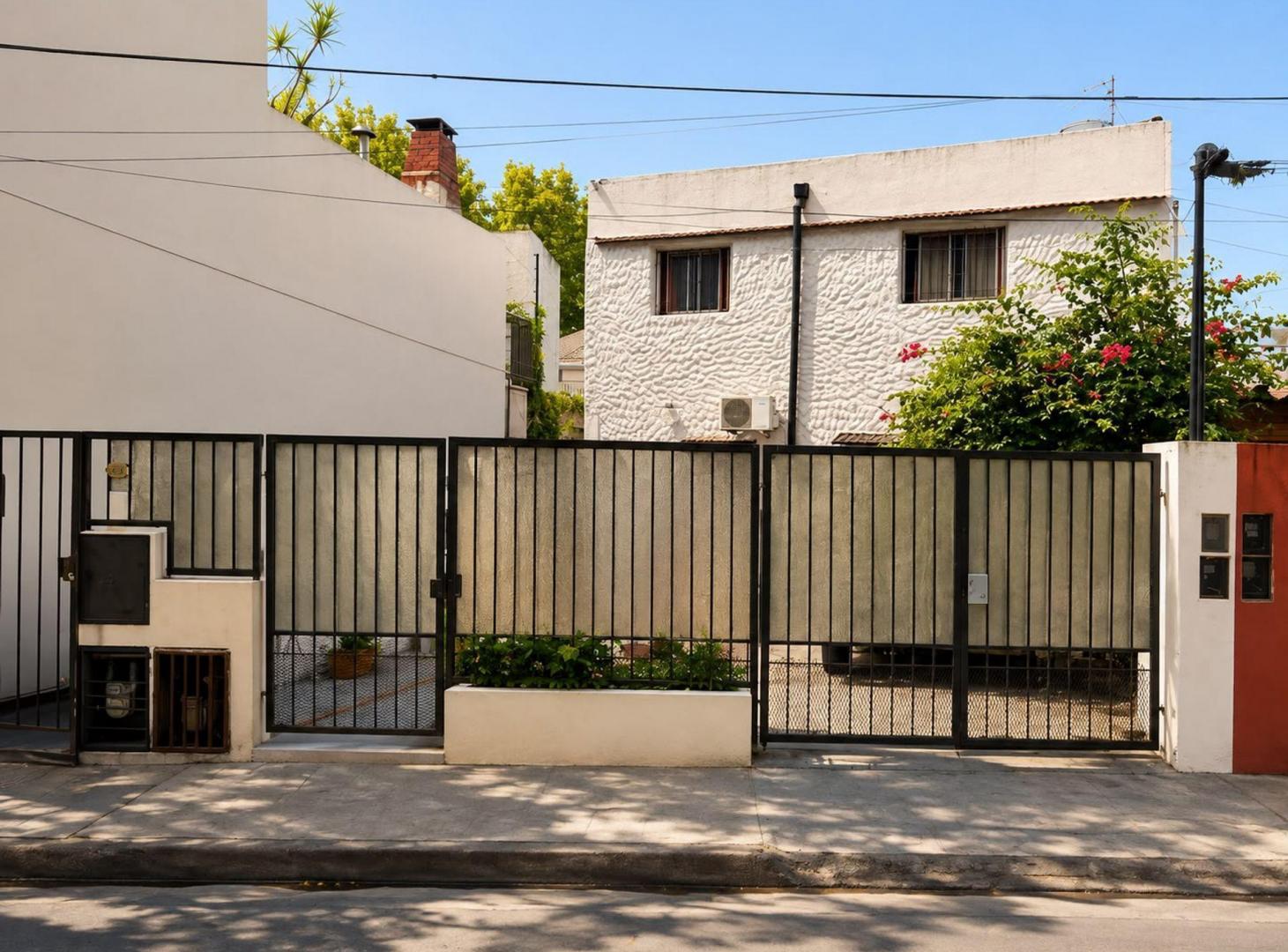 Foto de VENTA PH TIPO CASA 3 AMB - DON BOSCO, imagen 3