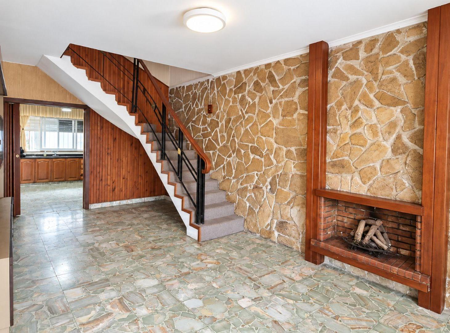 Foto de CASA 4 AMBIENTES CON GARAJE Y PATIO EN QUILMES, imagen 2