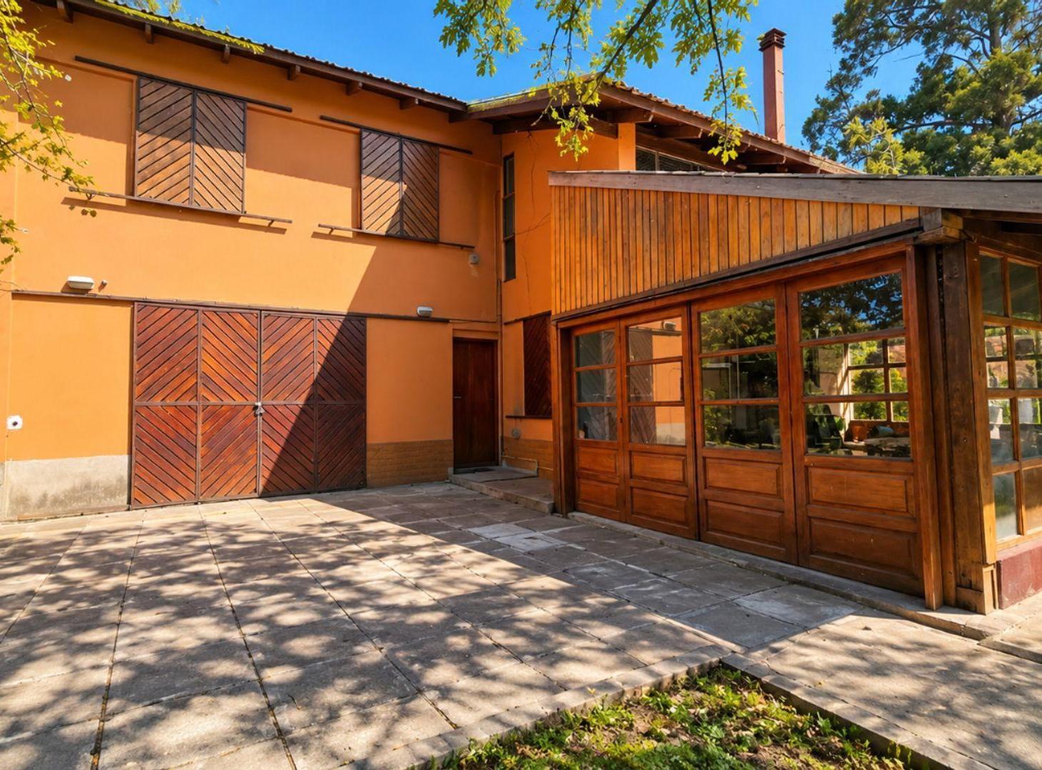 Foto de VENTA CASA 3 AMB CON PARQUE Y PISCINA CITY BELL, imagen 2
