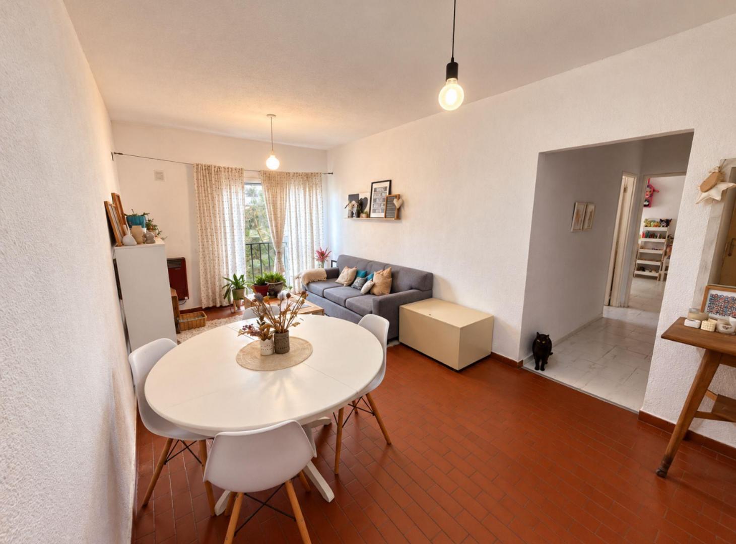 Foto de Venta departamento 3 ambientes Wilde- PERMUTA, imagen 2