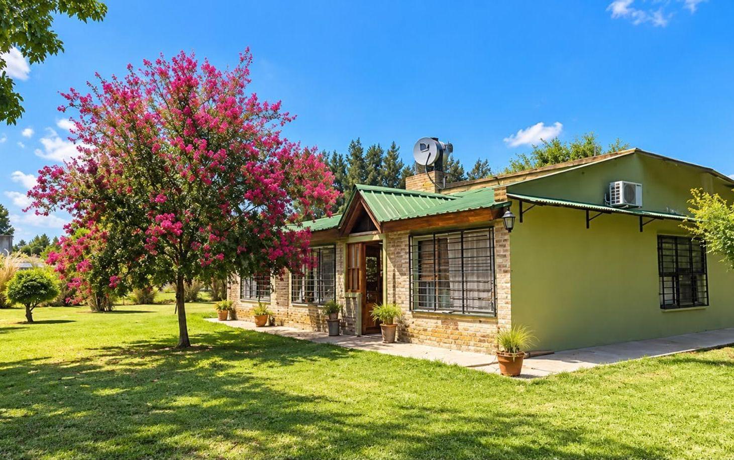 Foto de VENTA DE CASA QUINTA EN CHASCOMUS, imagen 1