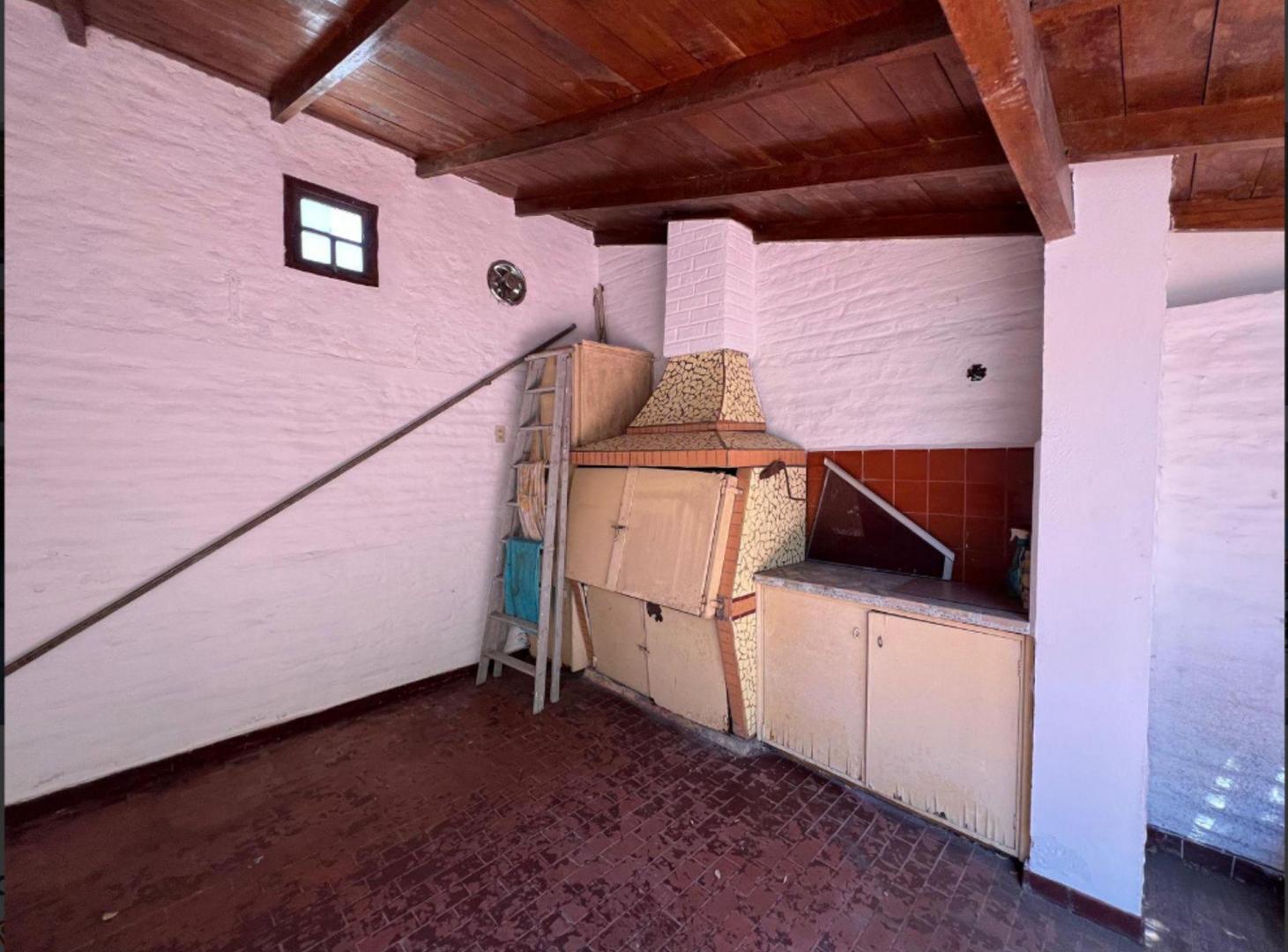 Foto de VENTA | TRÍPLEX 4 AMBIENTES CON TERRAZA – WILDE CE, imagen 5