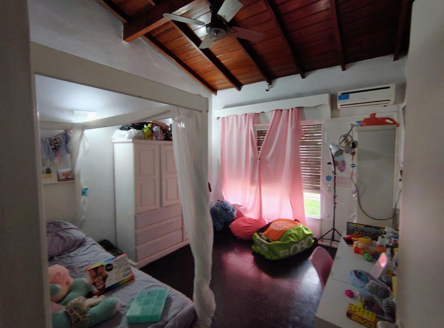 Foto de VENTA CASA 4 AMB. QUILMES F/ LIBRE PILETA 2 LOTES, imagen 3