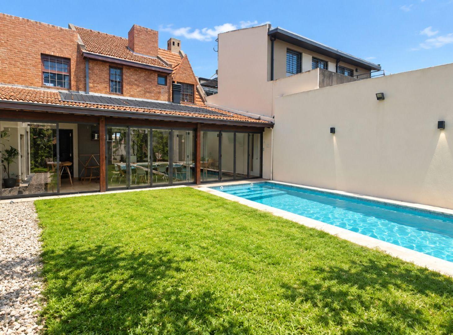 Foto de VENTA CASA 5 AMB COCHERAS PILETA DON BOSCO, imagen 1