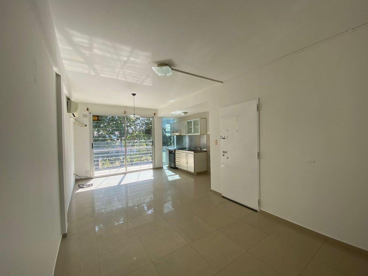 Foto de VENTA DEPARTAMENTO 2 AMBIENTES EN BERNAL, imagen 5