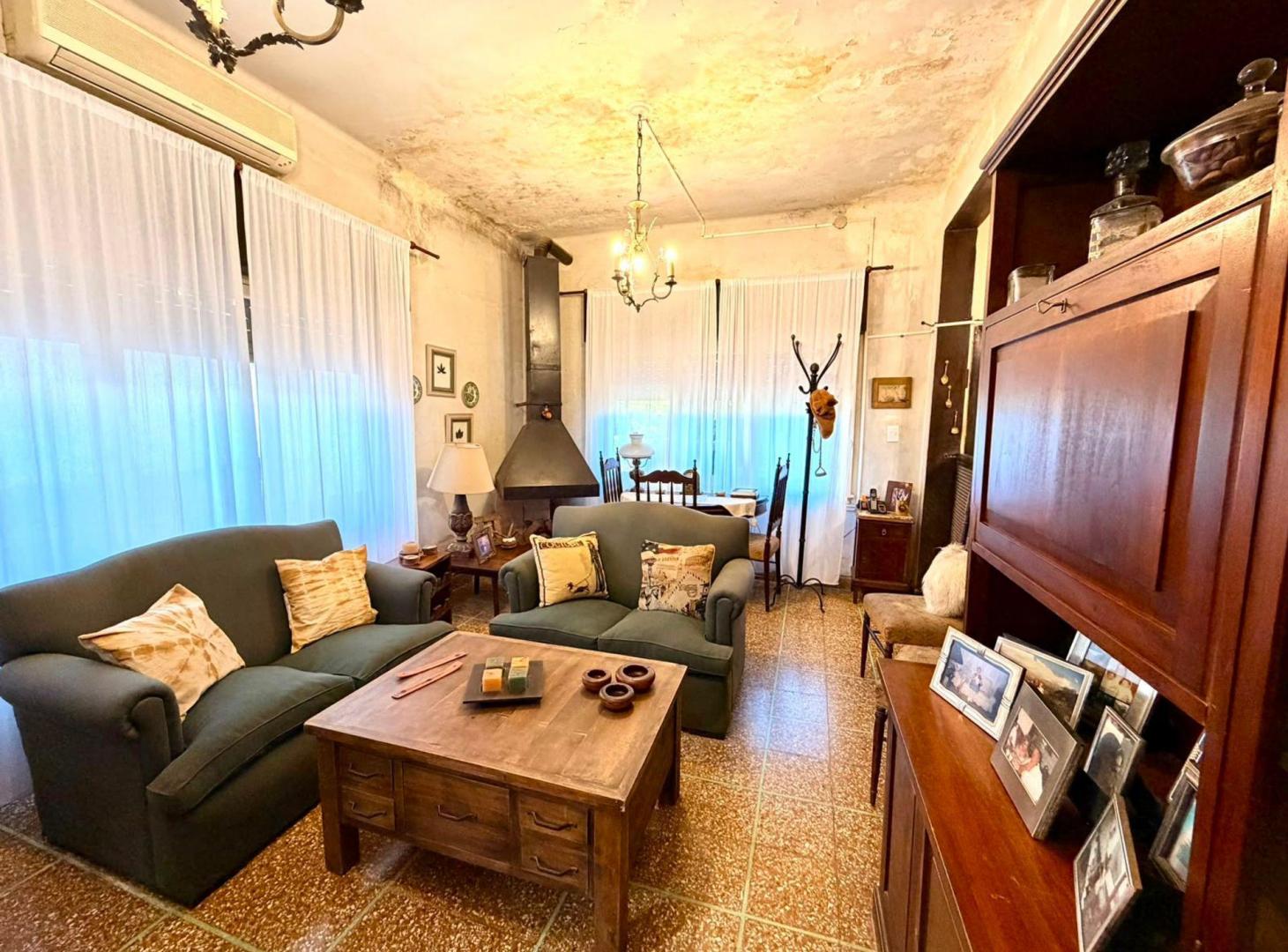 Foto de VENTA CASA 4 AMBIENTES, BERNAL ESTE., imagen 3