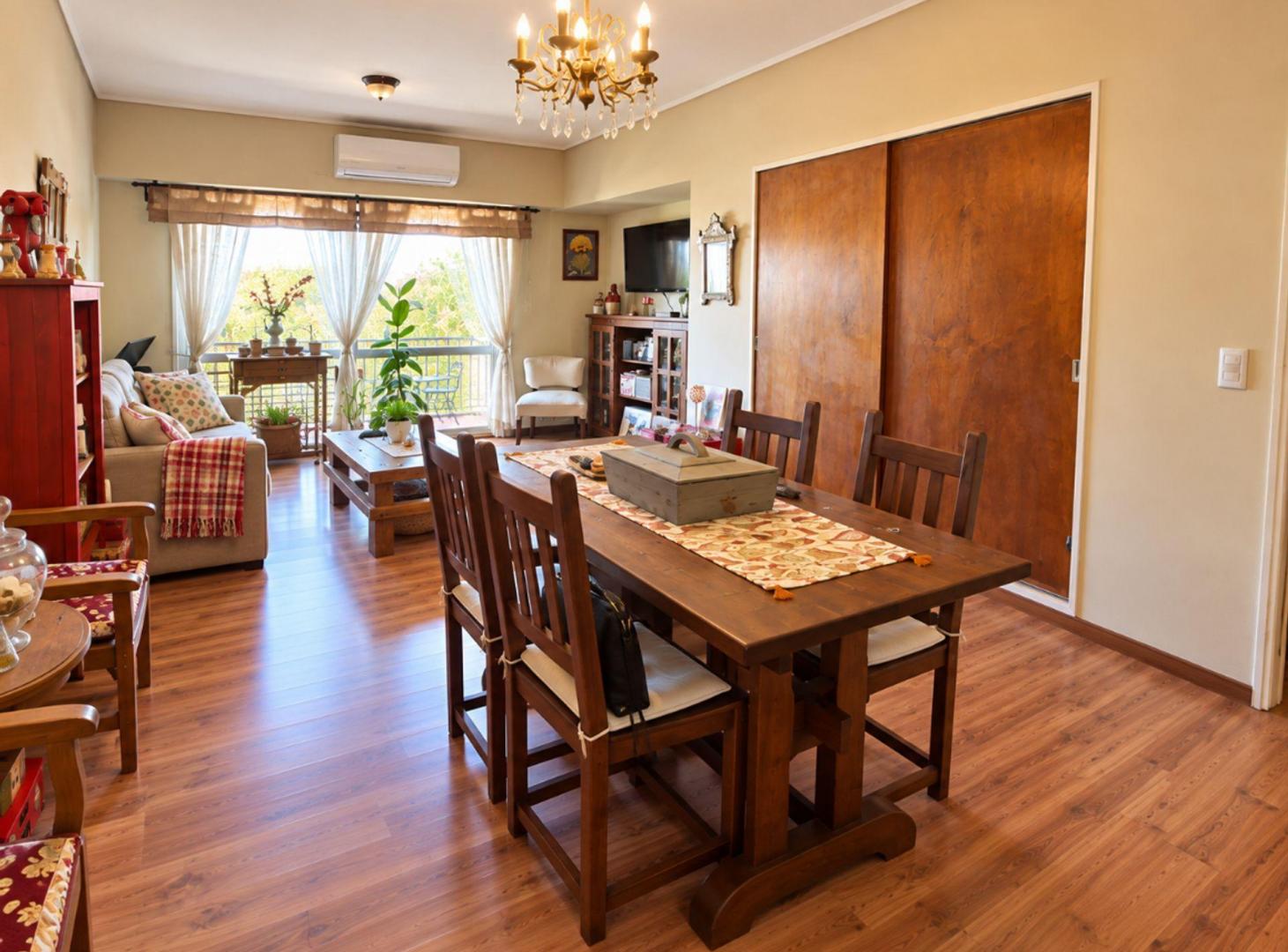 Foto de VENTA DEPTO 4 AMB CON TERRAZA Y COCHERA, QUILMES, imagen 2