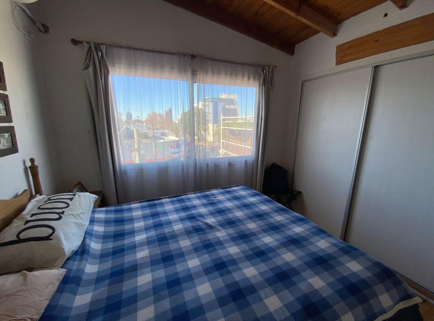 Foto de VENTA DEPARTAMENTO PH CON TERRAZA Y PATIO QUILMES, imagen 4