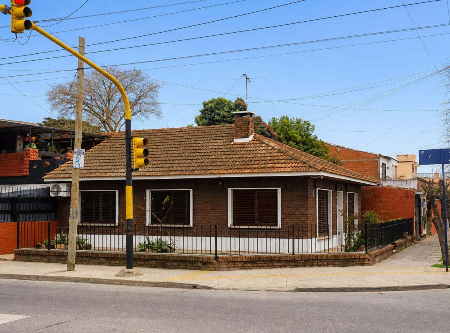 Foto de VENTA CASA 3 AMBIENTES BERAZATEGUI, imagen 2
