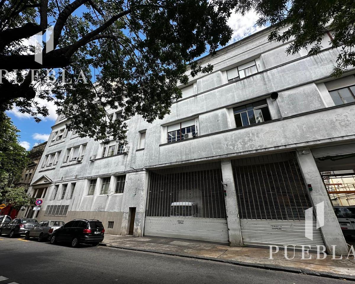 Edificio Comercial en venta en  Constitución