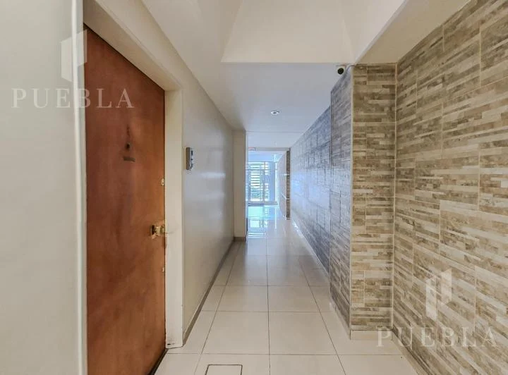 Venta 4 ambientes con dependencia, terraza propia y baulera - Barracas 5