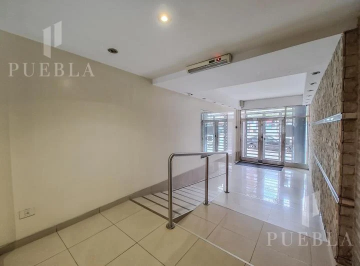 Venta 4 ambientes con dependencia, terraza propia y baulera - Barracas 4