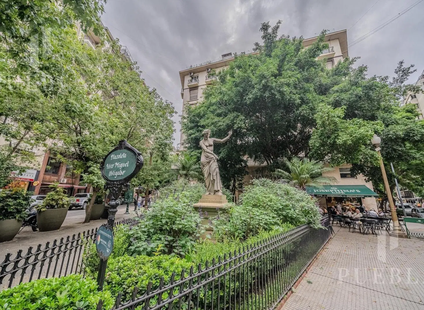 DEPARTAMENTO EN VENTA EN LA MEJOR ZONA DEL EMBLEMATICO BARRIO DE RECOLETA. 4