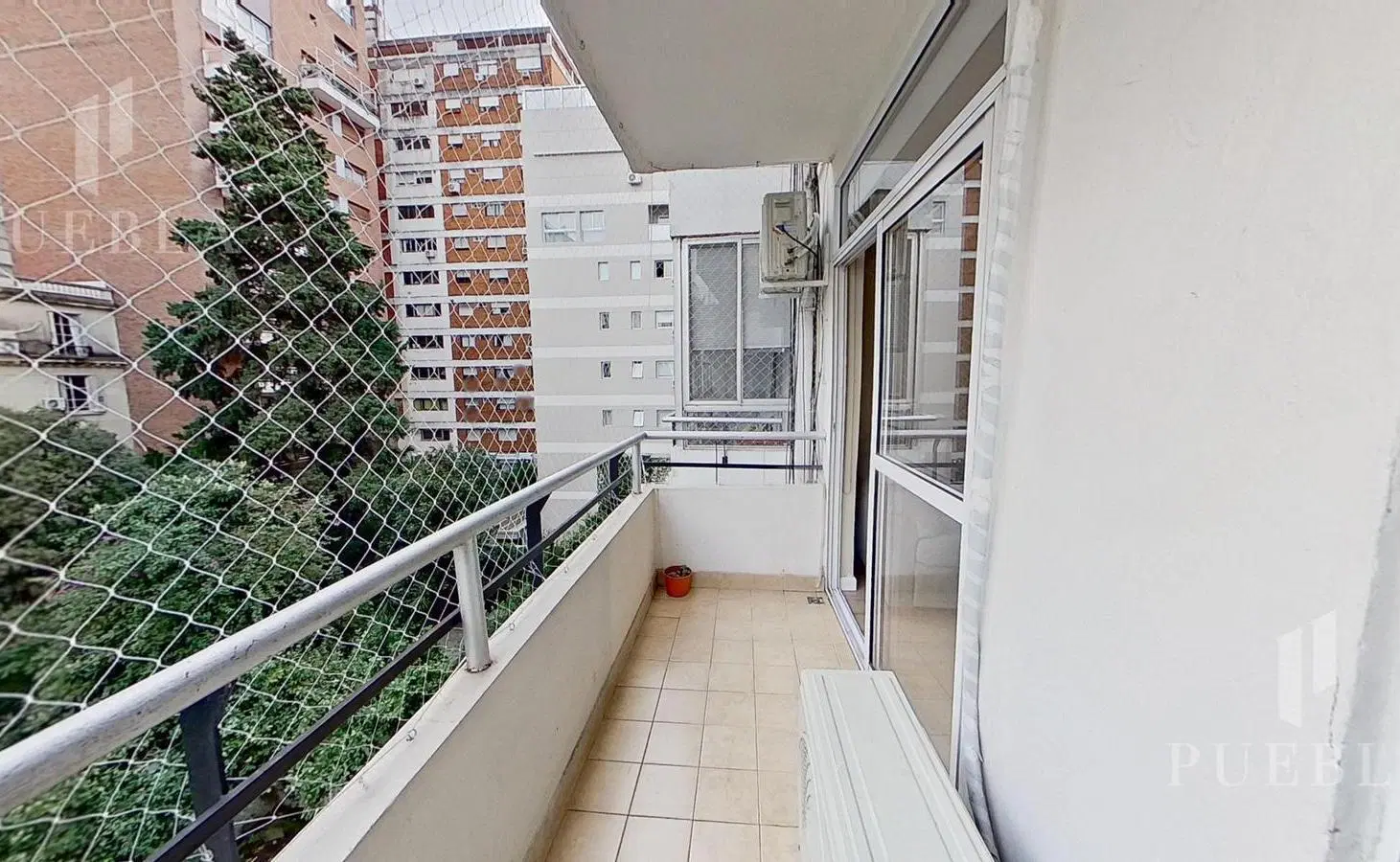 VENTA DEPARTAMENTO 2 AMBIENTES EN BELGRANO CON BALCON CORRIDO- APTO CREDITO. 2