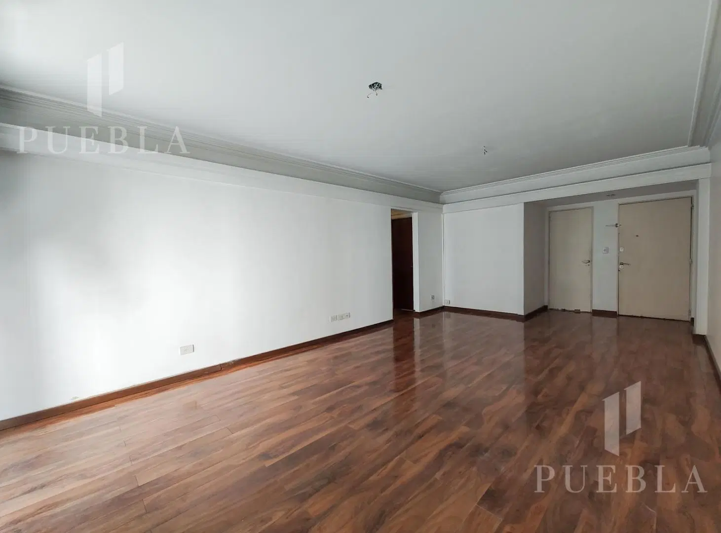 VENTA DEPARTAMENTO 4 AMBIENTES CON DEPENDENCIA, COCHERA, BAULERA Y PALIER PRIVADO EN RECOLETA 3