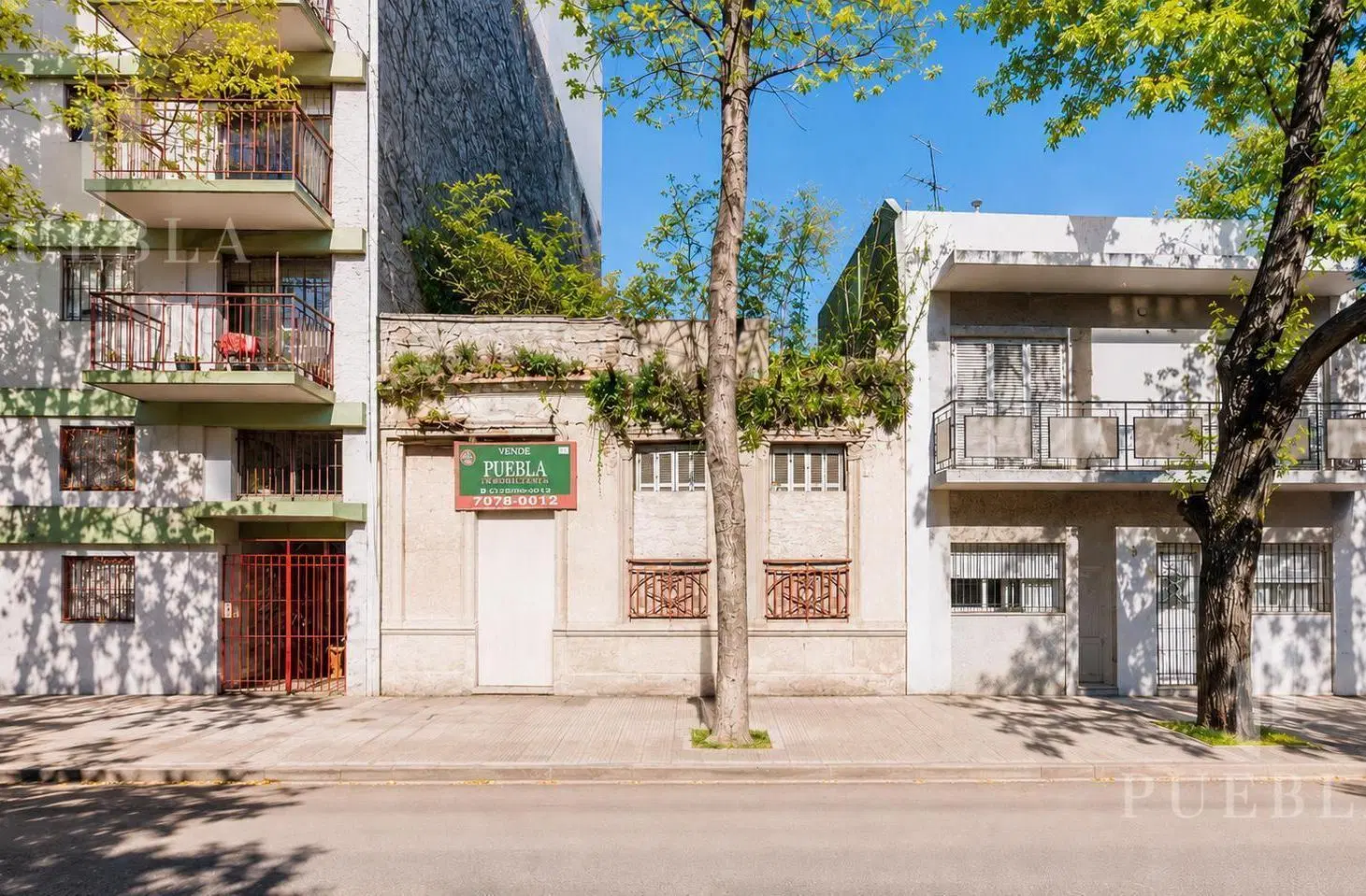 Venta de Terreno 1000m2 vendibles - Parque Patricios 150 metros de la estación Caseros de la Línea H 6