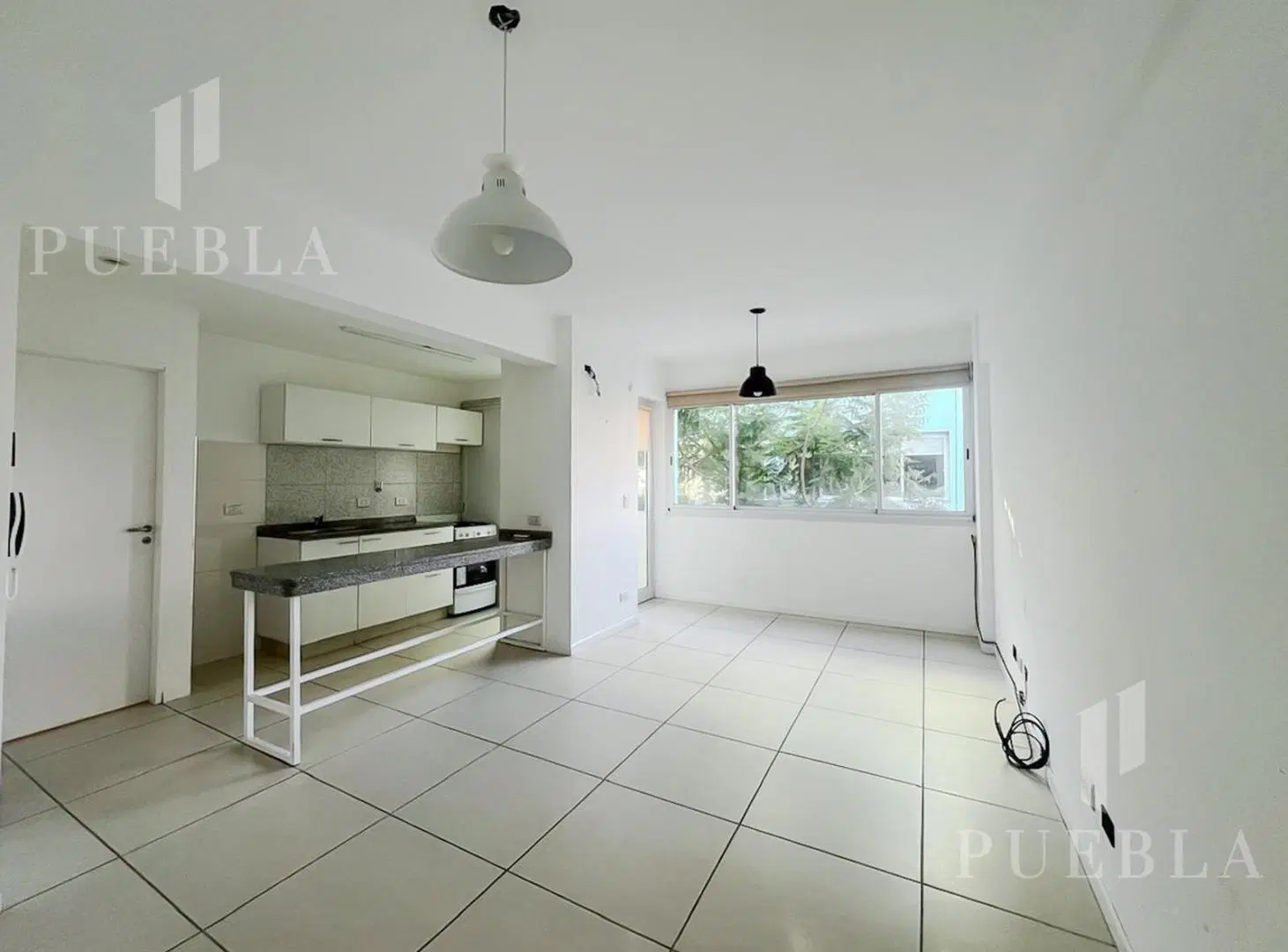 VENTA DEPTO 2 AMBIENTES BANFIELD CON BALCON Y COCHERA OPCIONAL APTO CRÉDITO 2