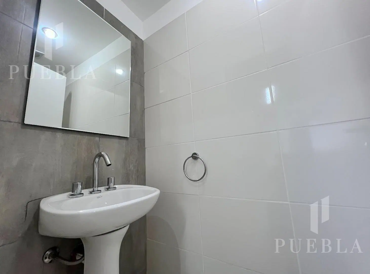 VENTA DEPTO 2 AMBIENTES BANFIELD CON BALCON Y COCHERA OPCIONAL APTO CRÉDITO 3