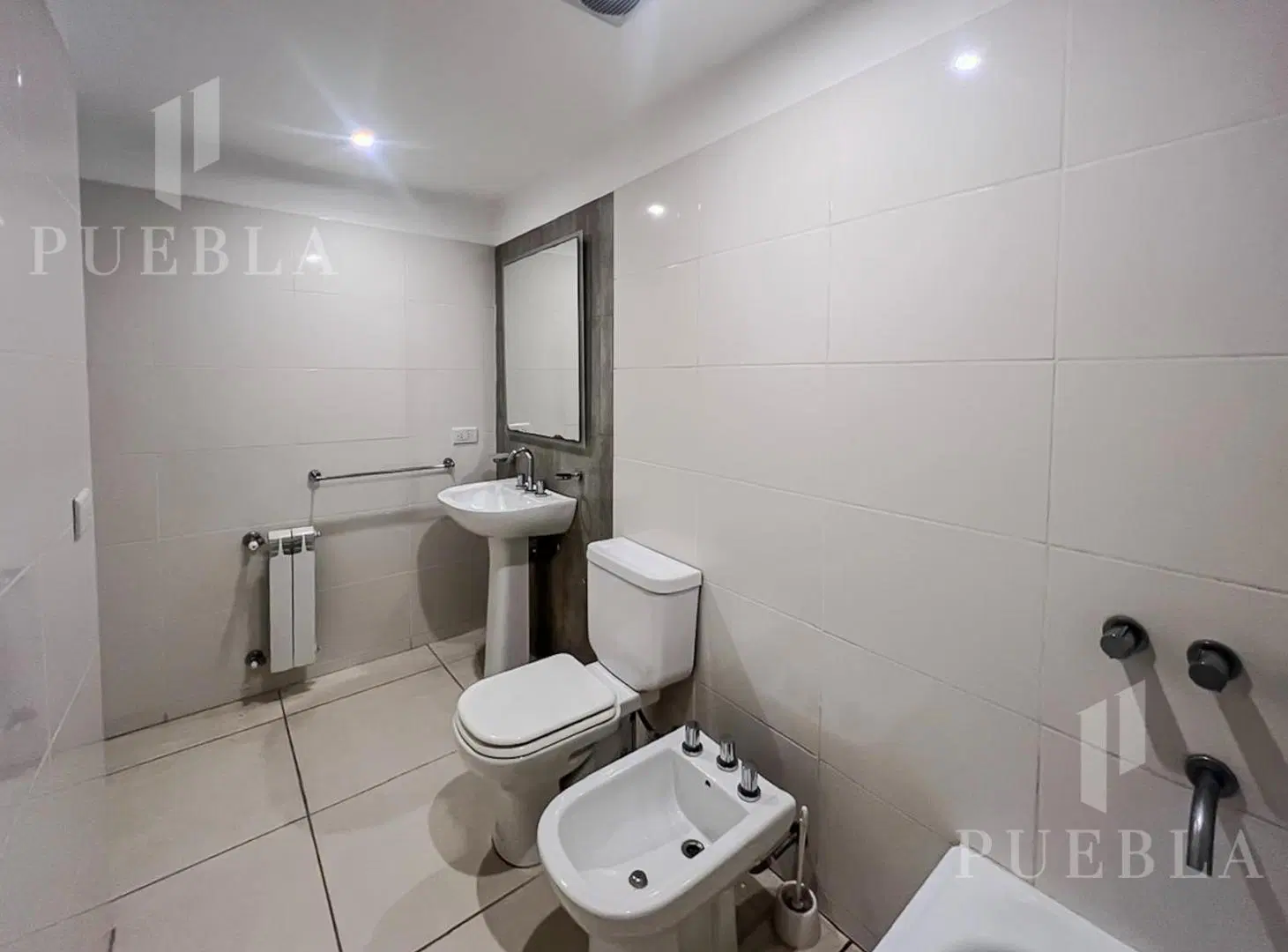 VENTA DEPTO 2 AMBIENTES BANFIELD CON BALCON Y COCHERA OPCIONAL APTO CRÉDITO 4