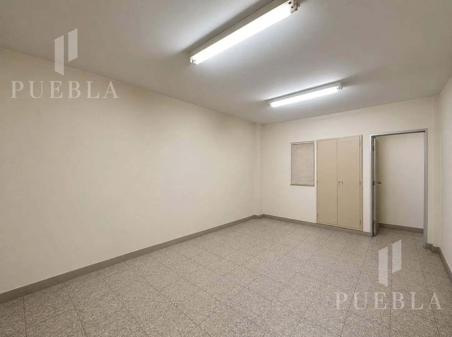 Deposito en venta en Parque Patricios 8